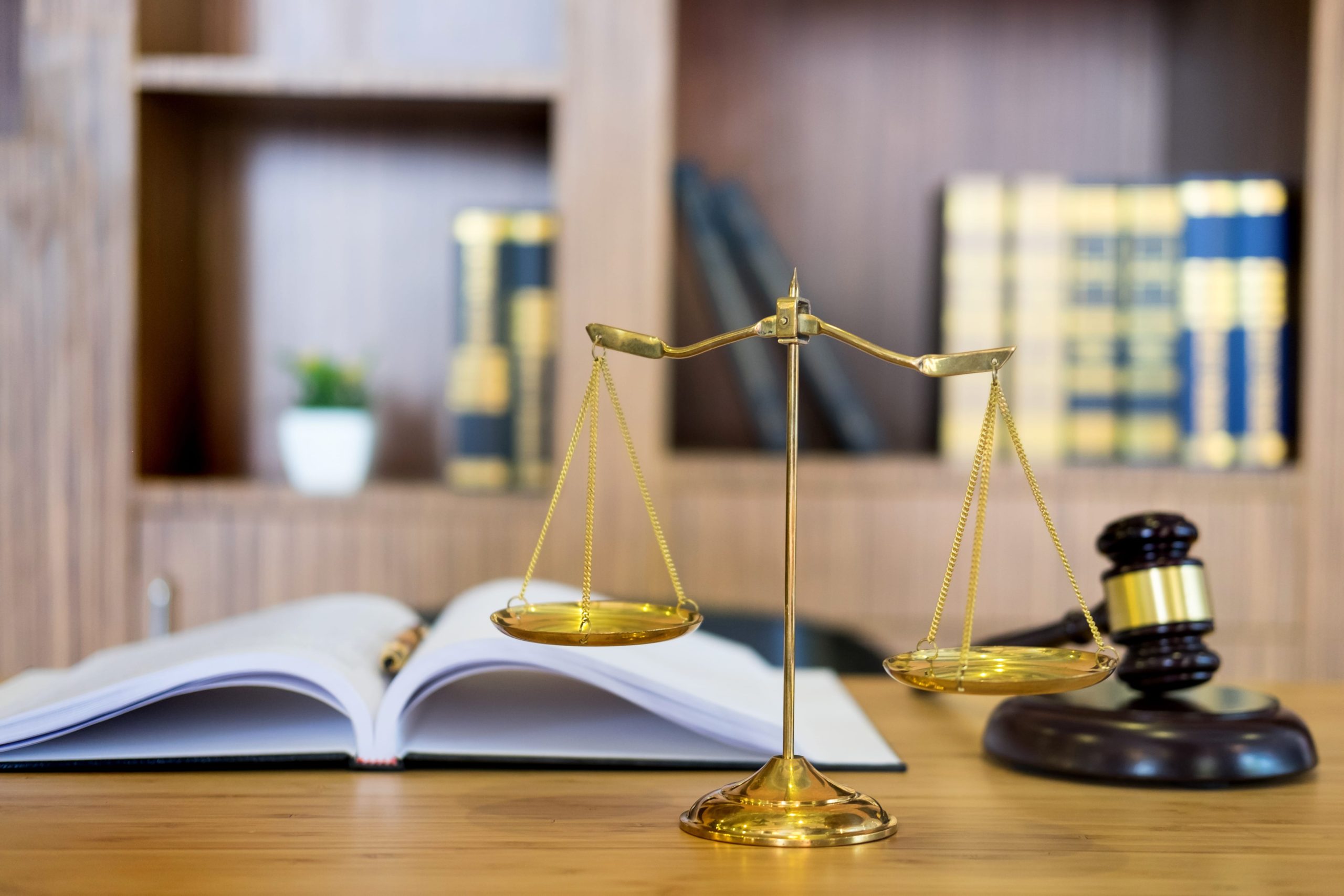 beneficios de estudiar una maestría en derecho