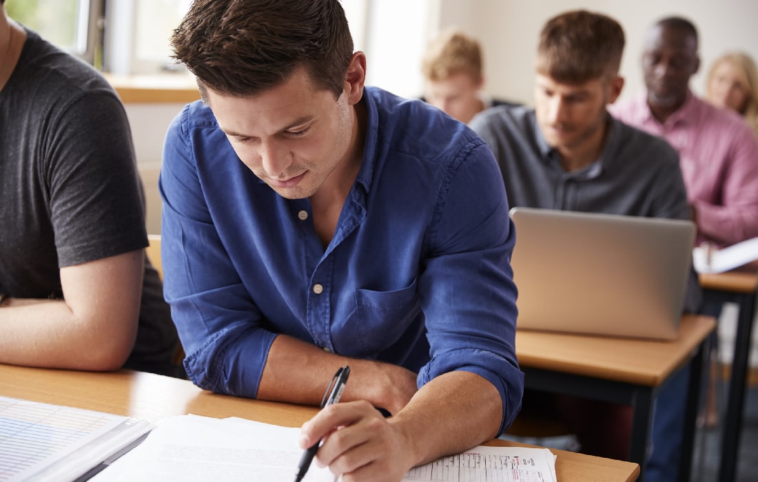 Descubre qué carrera estudiar para lograrlo